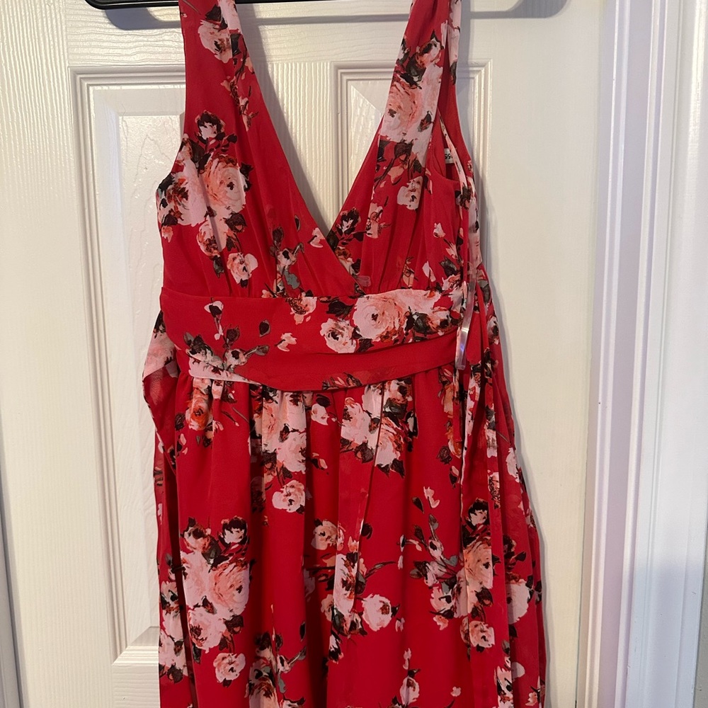Red sundress, size Sm, new with no tags